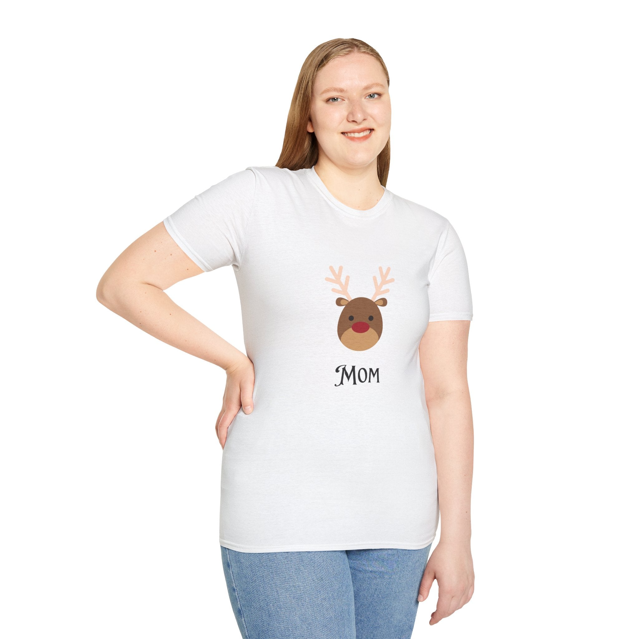 Mom Reindeer Christmas T-Shirt